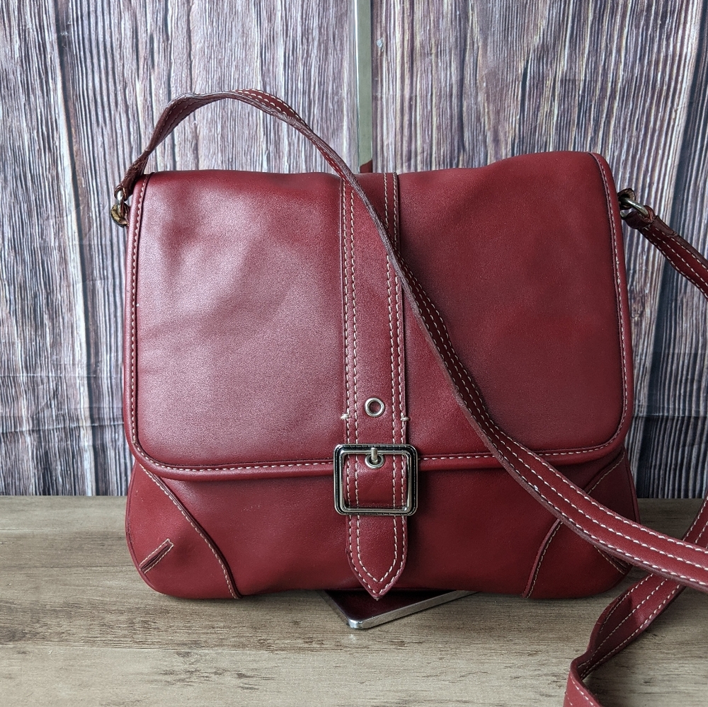 Vintage Liz Claiborne red leather crossbody bag